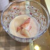 自然の甘みを味わう！桃のデザートスープ