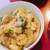 とろ～り半熟卵が絶品！基本の親子丼