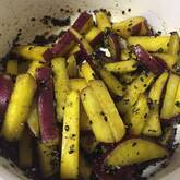 サツマイモのゴマ和え