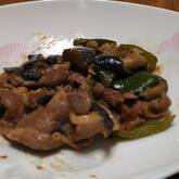 甘辛こってり！なすとピーマンの味噌炒め