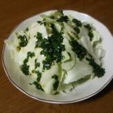 ちぎりキャベツのニラ塩ダレ