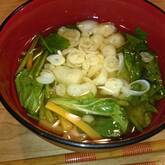 ホウレン草とお麩のみそ汁