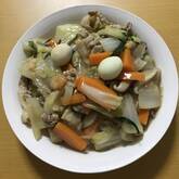 野菜たっぷり！定番の具だくさん中華丼