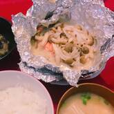 サーモンとキノコのホイル蒸し