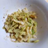 キャベツのゴマ和え