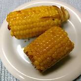 フライパンで焼きトウモロコシ
