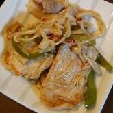 豚肉とエノキのピリ辛炒め