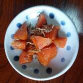 ニンジンとシラスの煮物