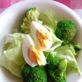 ブロッコリーのサラダ