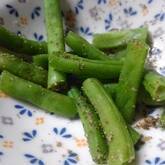 サヤインゲンのゴマ汚し