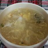 卵がふわとろ！わかめの簡単スープ