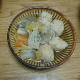 豆腐入りふんわり鶏肉団子のスープ煮