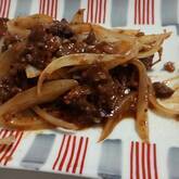 牛肉のソース炒め