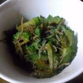 ゴーヤとジャコの炒め物