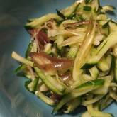 ショウガ香る！キュウリとミョウガの酢の物