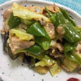 キャベツと豚肉のピリ辛みそ炒め