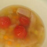プチトマトのコンソメスープ