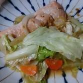 鮭とキャベツの酒蒸