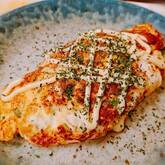 ニンニクがアクセント！納豆チーズオムレツ