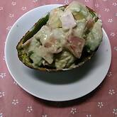 アボカドのタルタルカップ