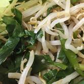 モヤシとニラのおかか和え