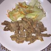 定番！ご飯がすすむ豚のショウガ焼き