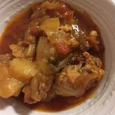 トマトをたのしむ 手羽元と野菜の煮こみ