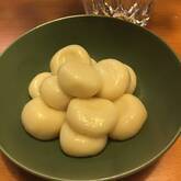 ハチミツ月見団子