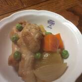 簡単人気！じゃがいもと手羽元の煮物