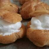 イチゴのシュークリーム