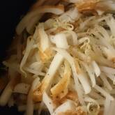 モヤシとちくわのマスタード和え