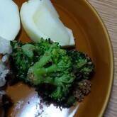 ブロッコリーのゴマ和え