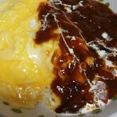 卵のせハヤシライス