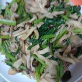 しょうゆが隠し味！キノコのバターソテー