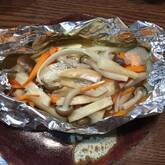 時短で洗い物なし！鮭とキノコのホイル焼き 簡単人気 by山下 和美さん