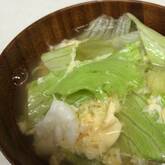 レタスとふわふわ卵のスープ