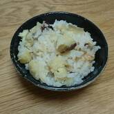 ほっくり甘い！サツマイモの炊き込みご飯