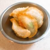 アボカドの揚げ餃子