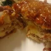 チーズ入りハンバーグ