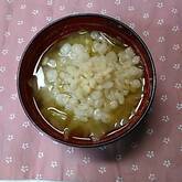 たっぷりキャベツのみそ汁