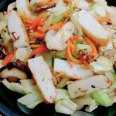 クセになるおいしさ！ピリ辛豚キムチ焼きうどん