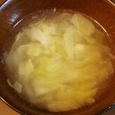 キャベツのニンニクスープ