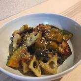 レンコンの黒酢炒め