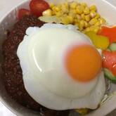 ボリューム満点！ロコモコ丼