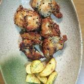 骨付き鶏肉の味から揚げ