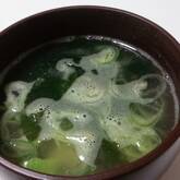 シンプルが一番！ワカメのスープ　10分で出来る お手軽簡単レシピ