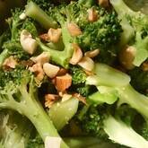 ブロッコリーのアーモンド和え