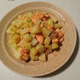 ジャガイモと鮭のサラダ