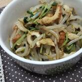 モヤシとちくわのからしじょうゆ和え