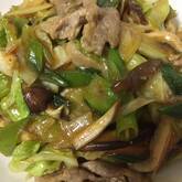 キャベツと豚肉のピリ辛みそ炒め